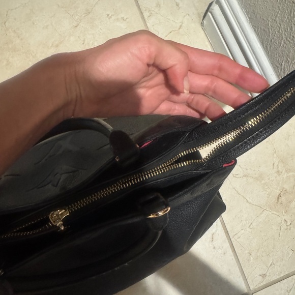 Stylish good quality well made pre-owned leather bag purse black,  made in China - Picture 13 of 13